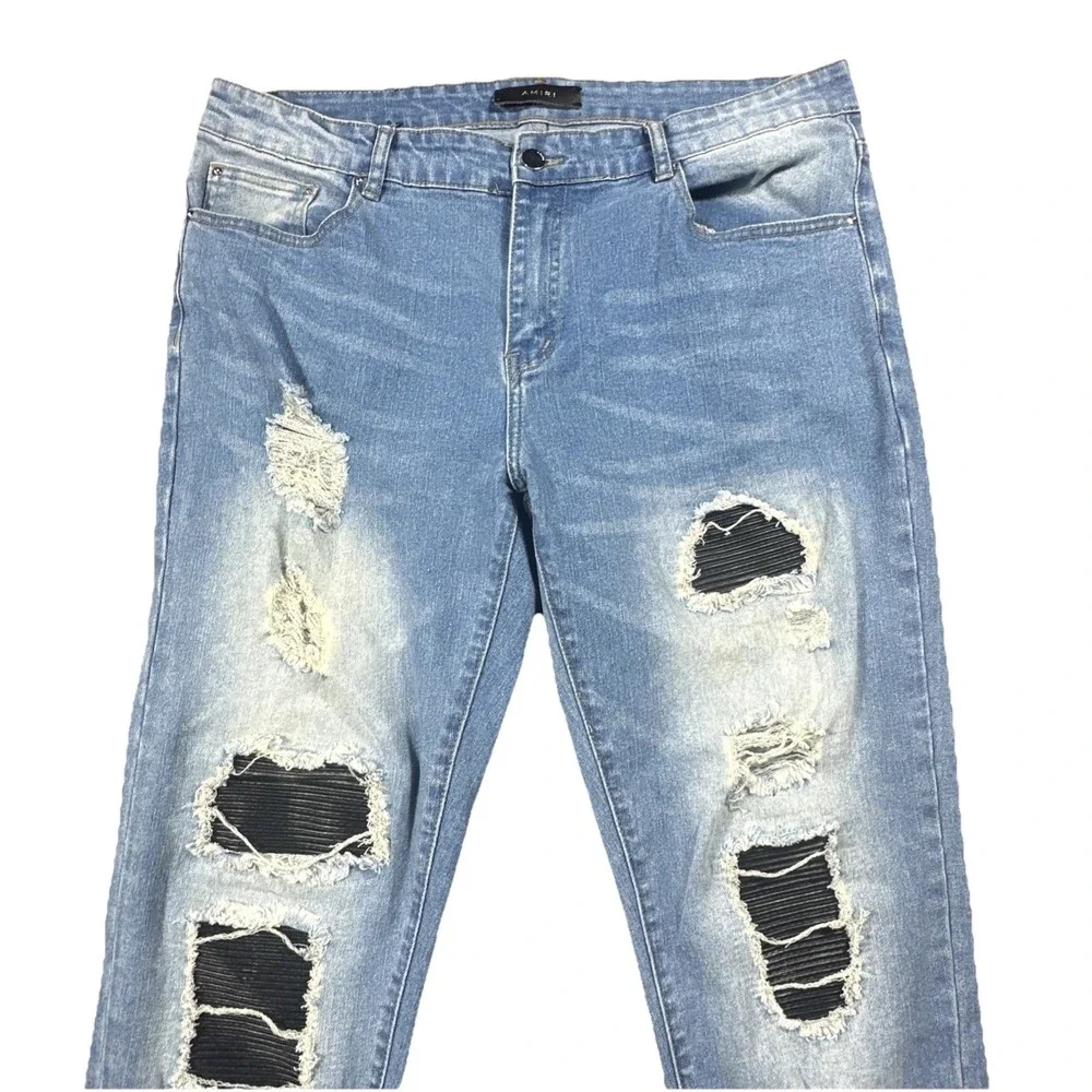 AMIRI Men's Distressed Light Blue Denim Jeans 36x30